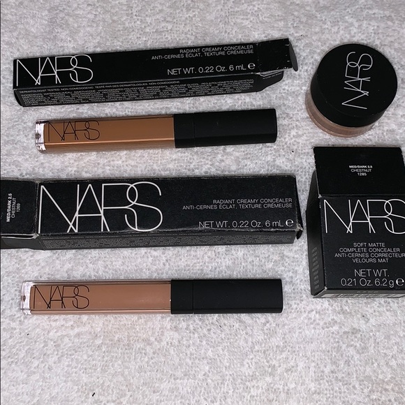 Makeup - Picture 5 of 5